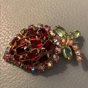 Vintage rhinestone pin - a strawberry!